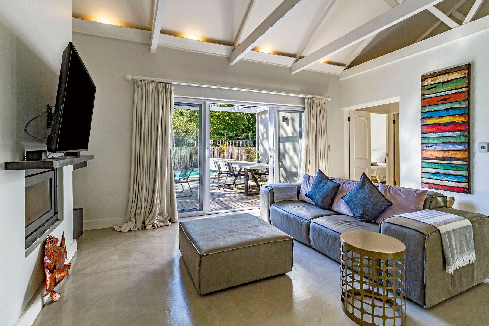 Photo of 2 Bedroom House to rent in Erinvale Golf Estate