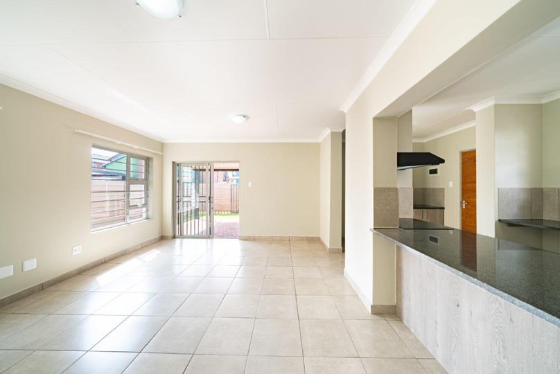 Listing number: P24-117349801, Image number: 3