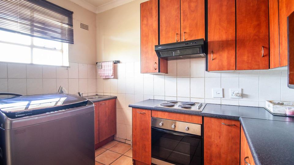 Listing number: P24-115370326, Image number: 3