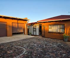 House for sale in Sunnyridge