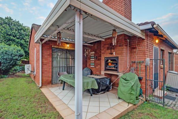 On exclusive instruction to RE/MAX Jowic.
Welcome to this beautifully maintained 3-bedroom townhouse, offering an exceptional living experience in pristine condition. Situated in a highly desirable neighbourhood, this home boasts ...