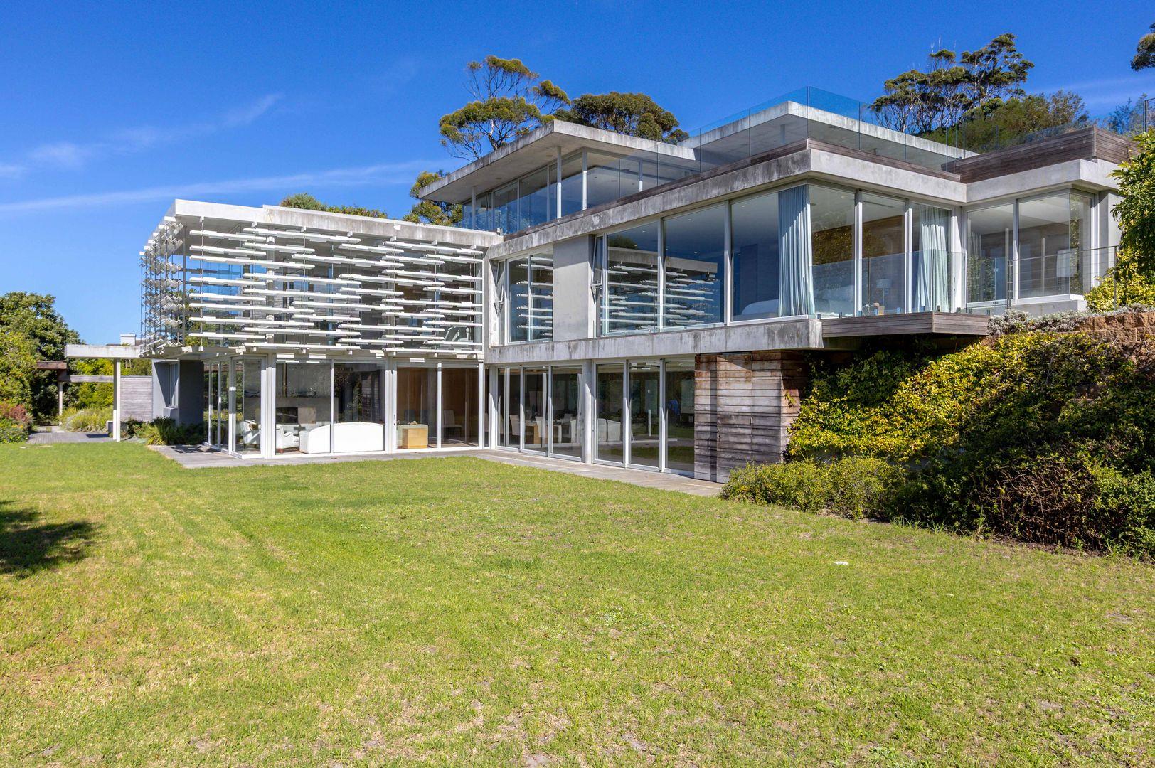 Photo of 5 Bedroom House to rent in Constantia