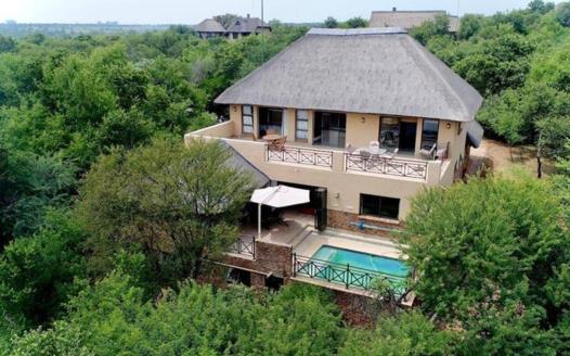 6 Bedroom Townhouse for sale in Boschenvaal River Front Lodges