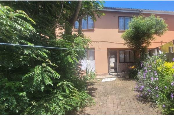 &quot;Where New Beginnings Meet Lasting Memories.&quot;
Step into comfort and convenience with this well-maintained 3-bedroom duplex ...