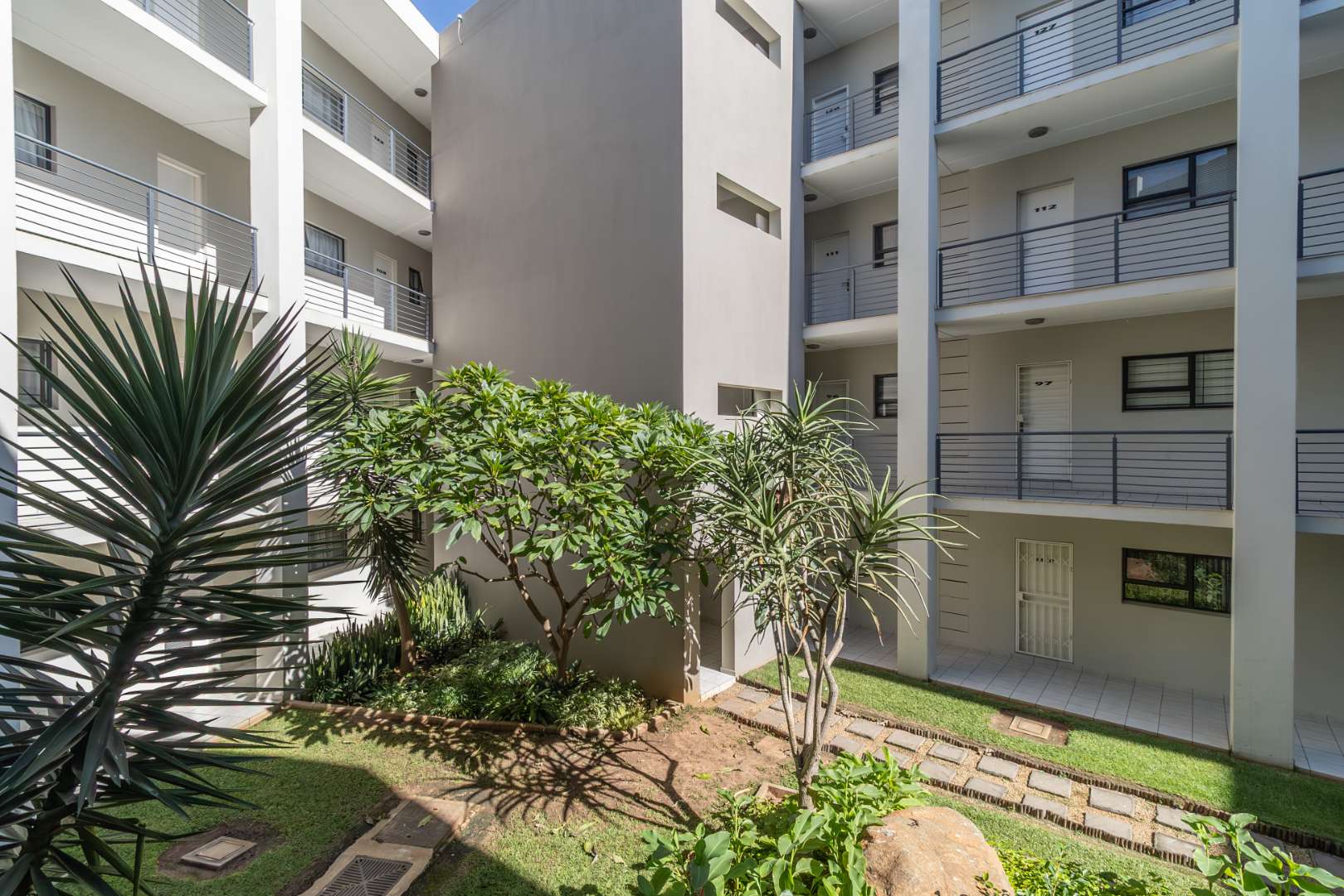 2 Bedroom Apartment / flat for sale in North Riding - 14 Dexter Road ...