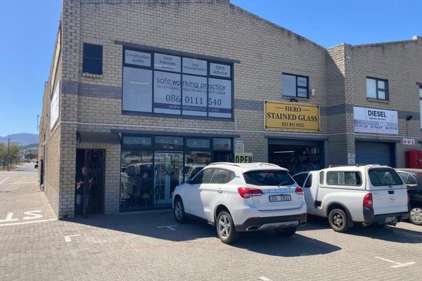 Sectional Title &#177;135 sqm ground floor industrial unit in Tazra Park, Somerset West ...