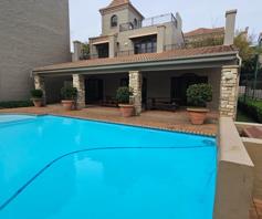 Apartment / Flat for sale in Lonehill