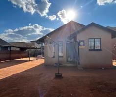House for sale in Unitas Park