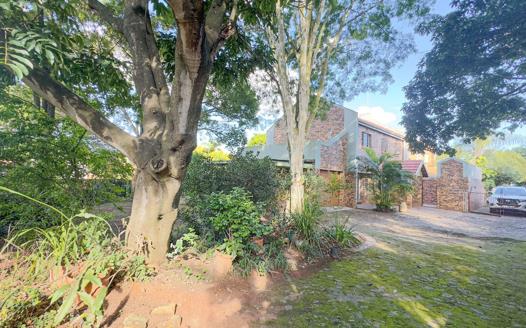 3 Bedroom House for sale in Steiltes