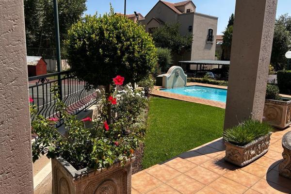 This stylish apartment in central Paulshof offers the ideal blend of comfort, convenience, and value — a great choice for first-time ...