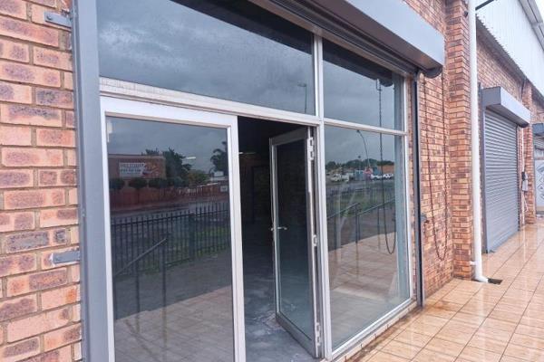 This well-positioned workshop is located on one of Klipfontein’s busiest roads, offering exceptional visibility and accessibility for ...