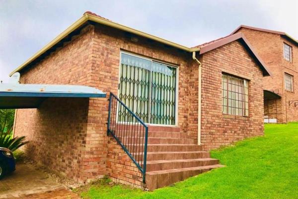 Lovely simplex!

This lovely apartment is situated in the quiet Elandspark area in the Fortress Dyke, offering two well sized bedrooms ...