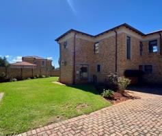 House for sale in Ruimsig Noord