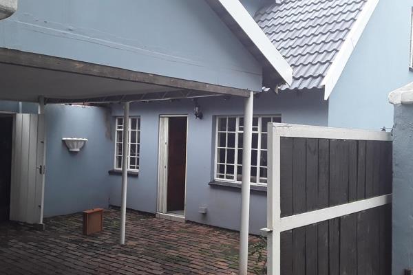 Fully Furnished Garden Flat
The 2 bedrooms and 2 on-suite bathrooms are ...