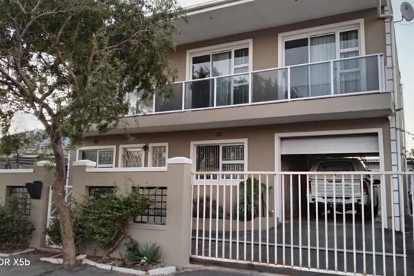 Located in the sought-after and secure suburb of Southfork, Strand, this well-maintained double-story home offers ample space, comfort ...