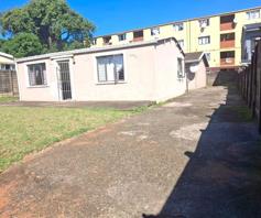 House for sale in Austerville