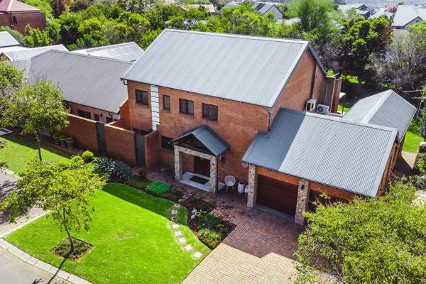 4 BEDROOM FAMILY HOME FOR SALE IN HERITAGE HILL ESTATE

SOLE AND EXCLUSIVE MANDATE

This ...