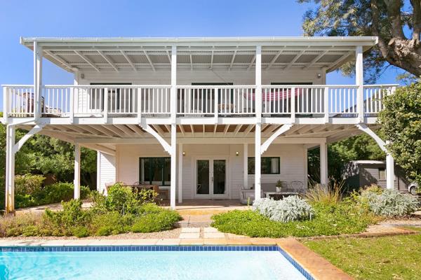 Create lasting memories in this fantastic Kommetjie rental, available from July/August. ...