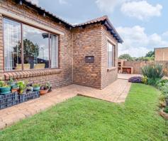Townhouse for sale in Weltevreden Park