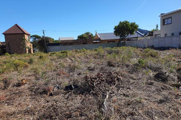 Joint Mandate 
This is a lovely vacant plot close to the mountains and offering amazing ...