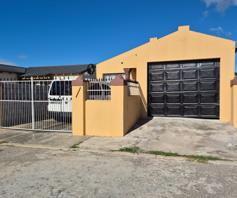 House for sale in Motherwell Nu 6