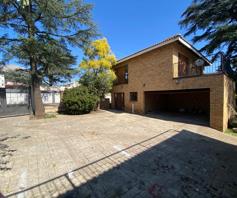 House for sale in The Hill