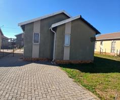 House for sale in Savanna City