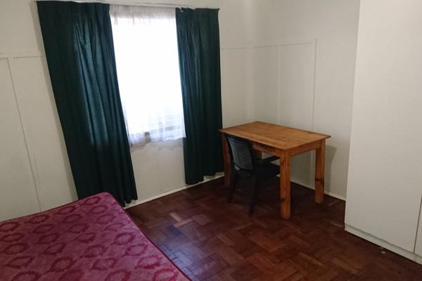 2 single rooms left !! Phone Now!! - (House Share - Commune house with 9 bedrooms) 
INCLUDED : Semi-furnished - Cleaning weekly - ...