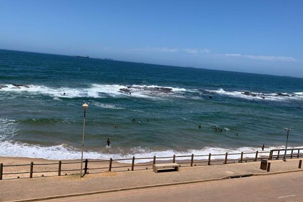 A beautiful, spacious front line 2 bedroom 2 bathroom unit, situated in the heart of Umhloti beach, fully furnished with 2 modern ...