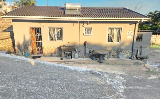 3 Bedroom House for sale in Northcroft