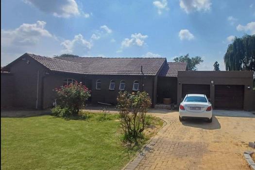 3 Bedroom House to rent in Brackendowns