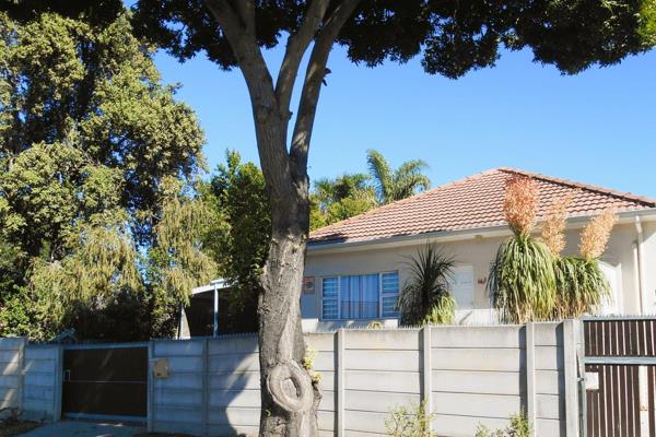 Starting out, scaling down or looking for an investment? Then this quaint cottage is the answer for you. 

A small sectional title ...