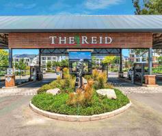 Apartment / Flat for sale in Linbro Park