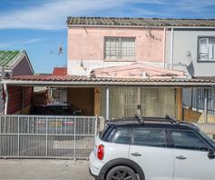 House for sale in Beacon Valley