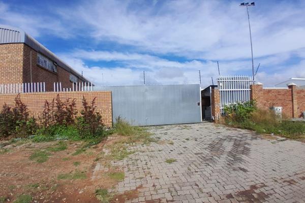 Located in the heart of the industrial area, this 1,000m&#178; warehouse offers secure, flexible space ideal for a range of business ...