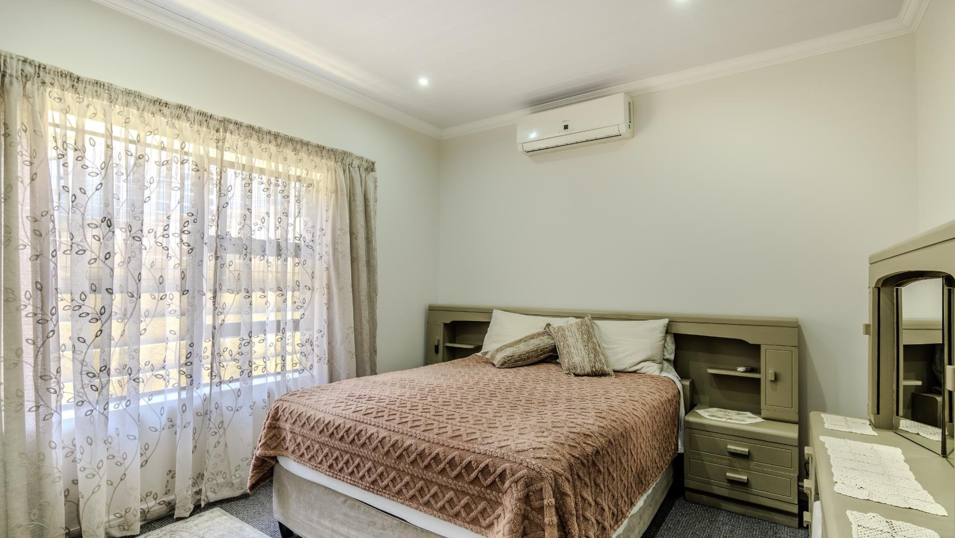 Photo of 2 Bedroom House for sale in Paradise Coast
