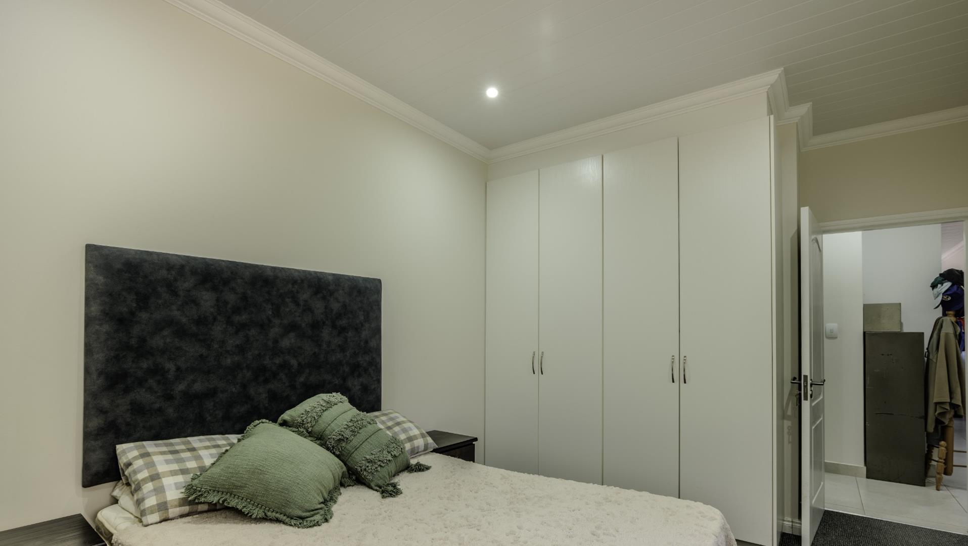 Photo of 2 Bedroom House for sale in Paradise Coast