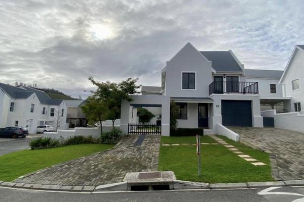 Townhouse Room Available in Welgevonden Estate – Lease Takeover (Till End Nov - with ...