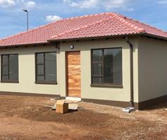 House for sale in Crystal Park