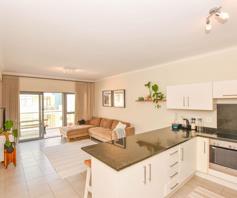Apartment / Flat for sale in Muizenberg