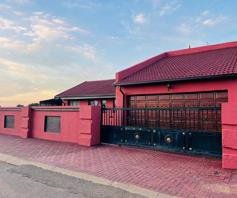 House for sale in Sebokeng Zone 17