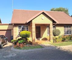 Townhouse for sale in Clubview
