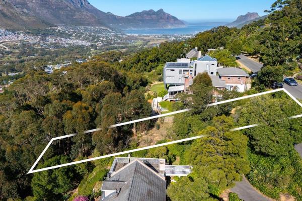 Beautiful plot for sale, in Mount Rhodes, Hout Bay. 

UP TO 3 DWELLINGS ARE POSSIBLE

Exclusive mandate. 

The drawings show architectural plans of what is possible at this dramatic location, offering spectacular views down the valley. 
The plans and house pictures are ...
