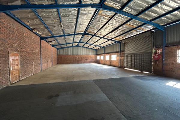 A conveniently located warehouse with small parking area. Competitive features such as plenty of toilets, 3 phase power, secure ...