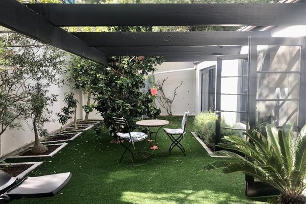 Available immediately until 31 October 2025, this beautifully furnished 3-bedroom flatlet is just a one-minute walk from the iconic ...