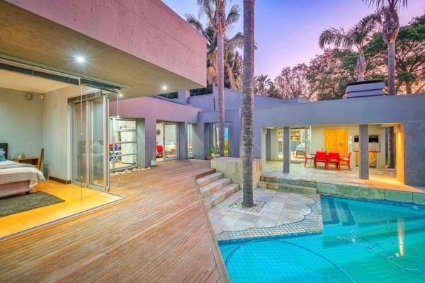 Inviting buyers from R2 999 000 to view and negotiate! Modern, bold and executive, architecturally designed family home with ...