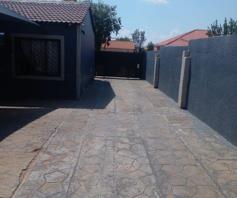 House for sale in Tembisa Central