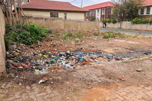 A beautiful piece of land for sale in Jeppestown by Marshall and corner Browning street, can be used as a residential property or ...