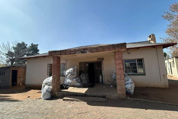 Investment Opportunity: 18-Units of Rooms  in Delville,Germiston South 


This expansive ...