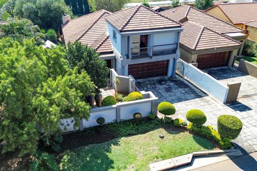 4 Bedroom House for sale in Thatchfield Estate